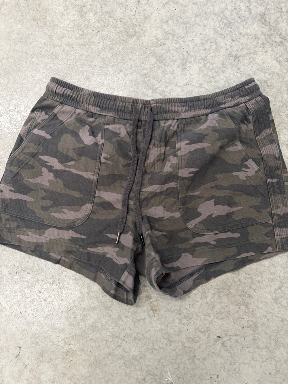 Camo Drawstring Shorts - Olive/Gray